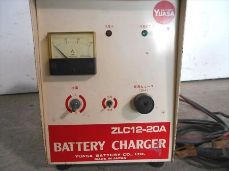 A21h3815 YUASA ユアサ ZLC12-20A バッテリーチャージャー 充電器 動作確認済み!